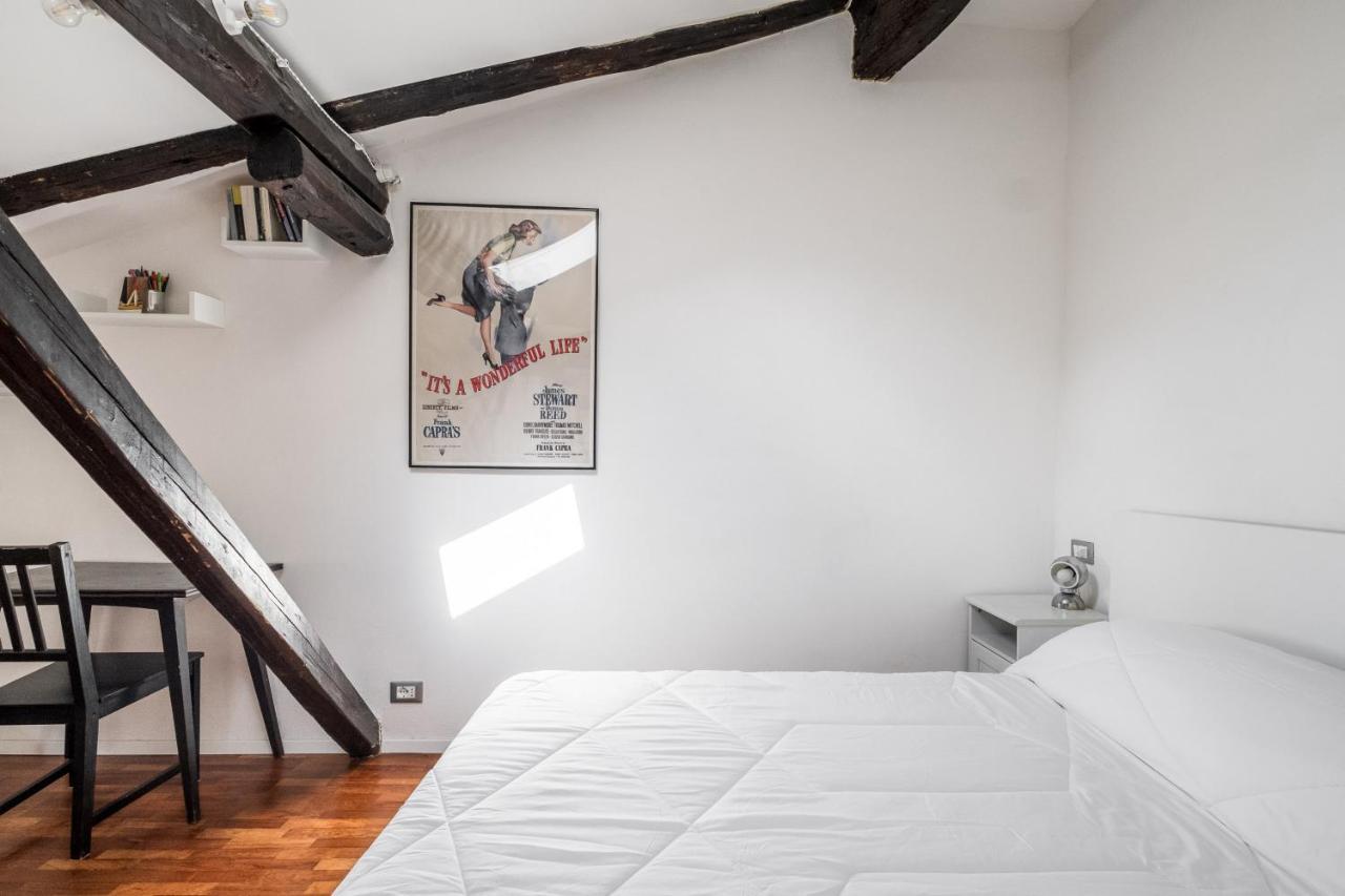La Mansarda Di Via Zamboni By Wonderful Italy Apartman Bologna Kültér fotó